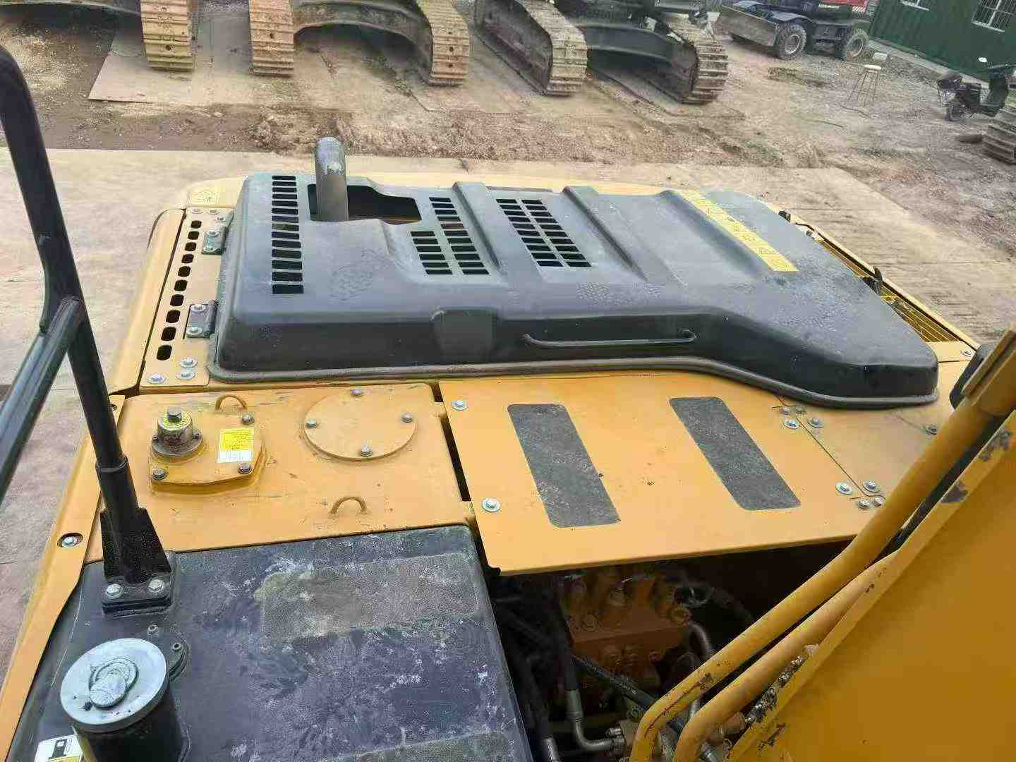 Buy Sany SY215C Used Excavator / 4