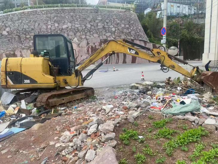 Buy Caterpillar 306D Used Excavator / 1