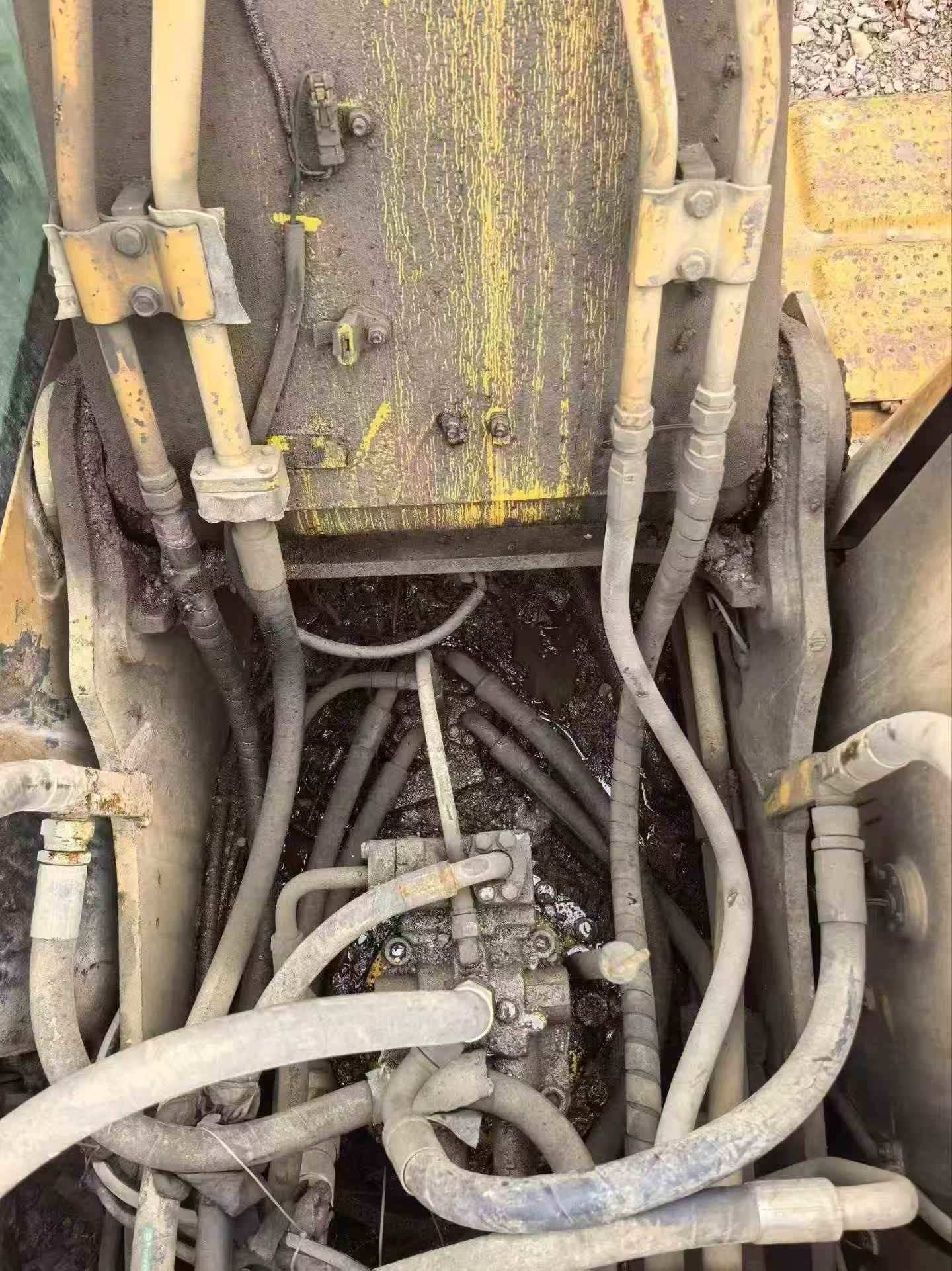 Buy Caterpillar 320A Used Excavator / 6