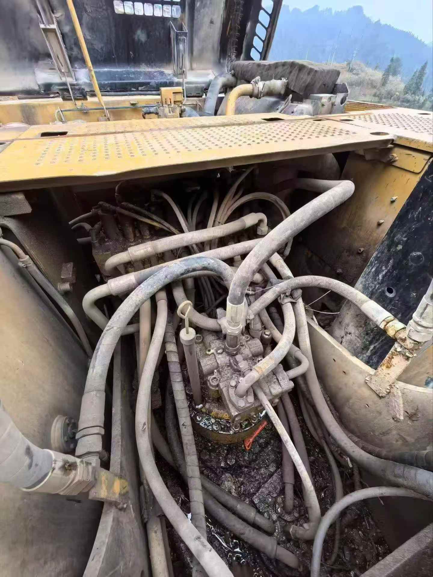 Buy Caterpillar 320A Used Excavator / 4