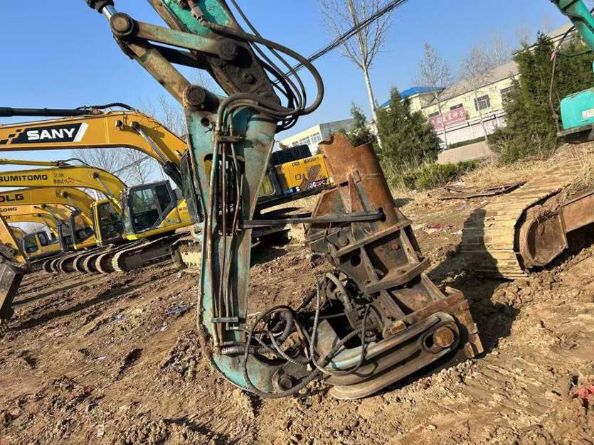 Buy Kobelco SK260 Used Excavator / 6