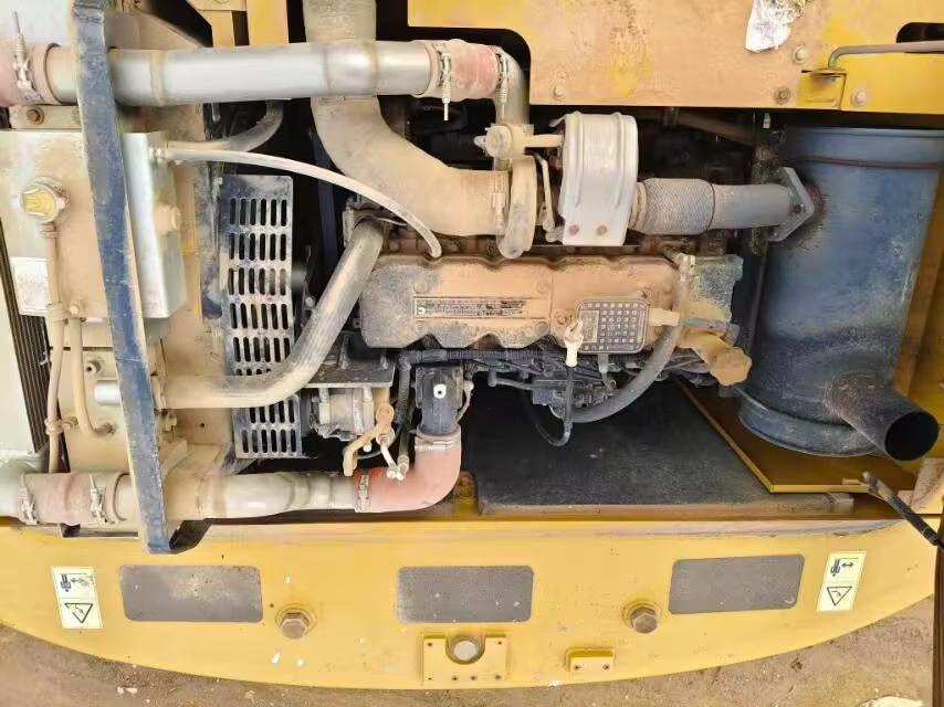 Buy XCMG XE205DA Used Excavator / 2