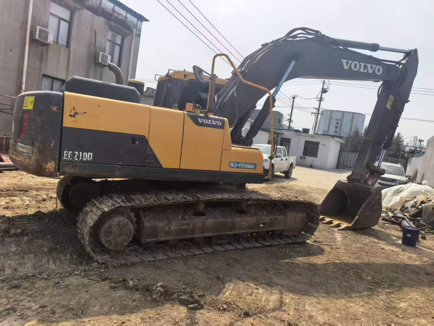 Buy Volvo EC210B Used Excavator / 2