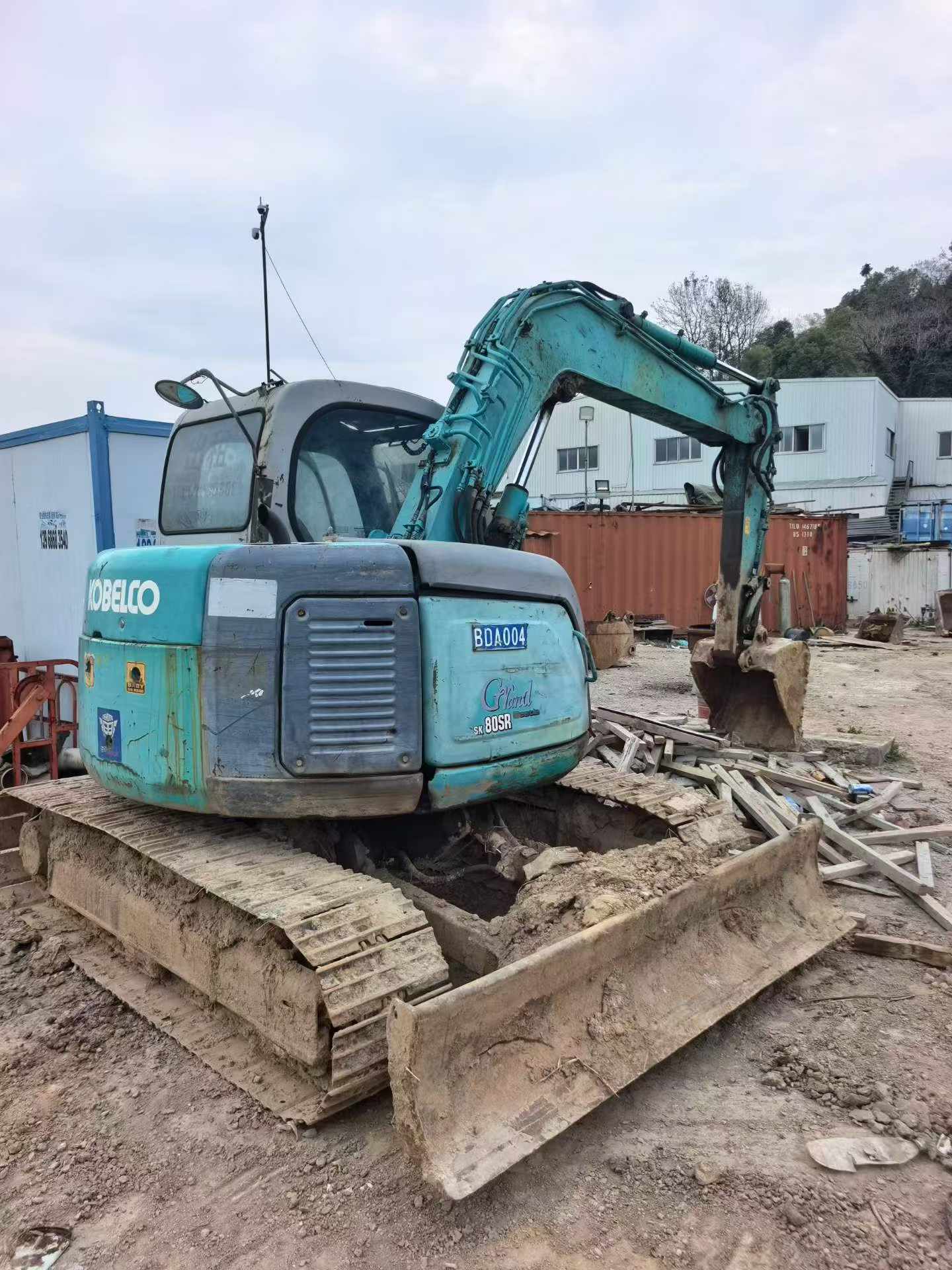 Buy Kobelco SK70SR Used Excavator / 2