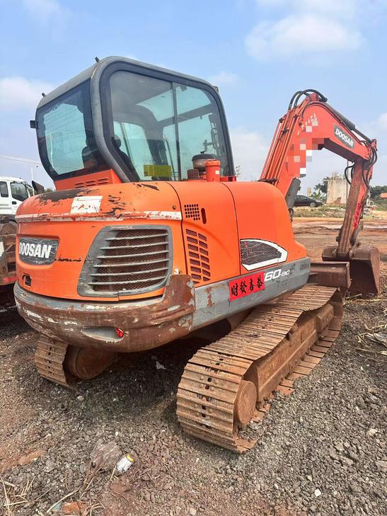 Buy Doosan DH55 Used Excavator / 1