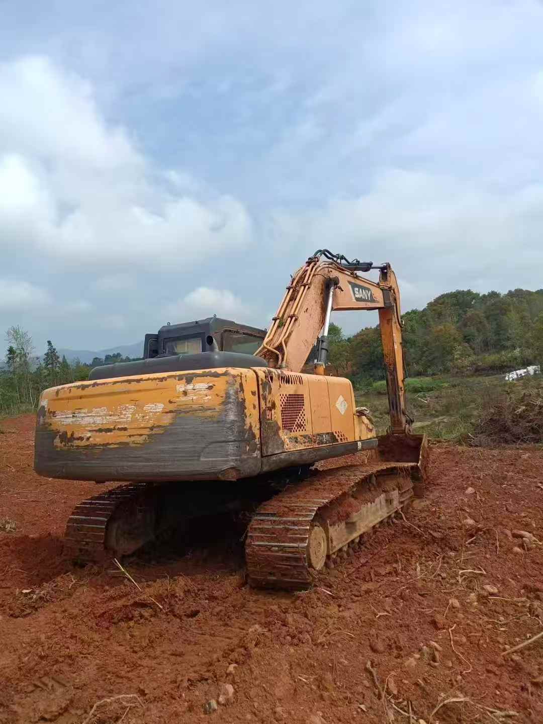 Buy Sany SY215C-8 Used Excavator / 2