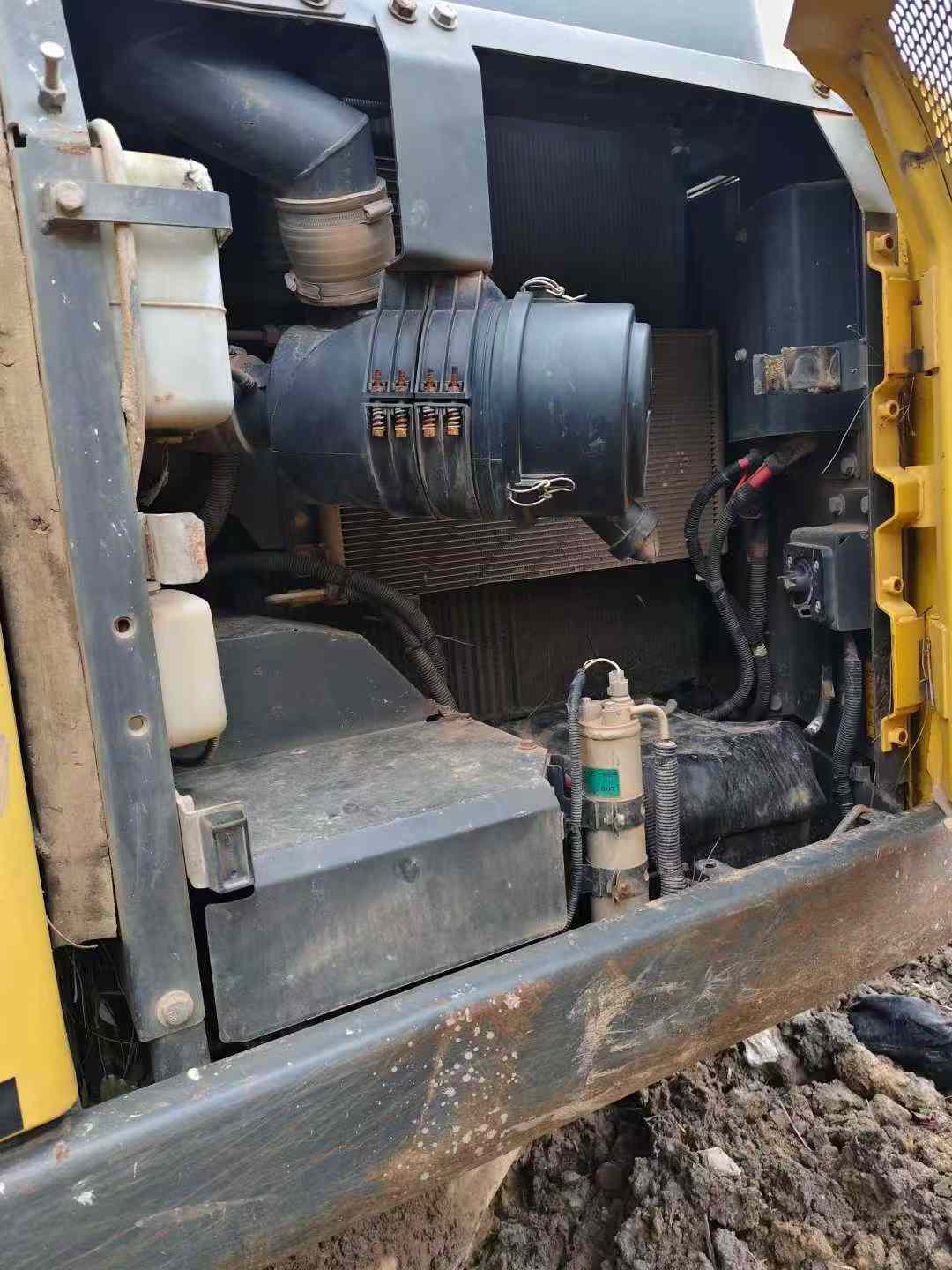 Compre Excavadora Sumitomo SH130-6 Usada / 7