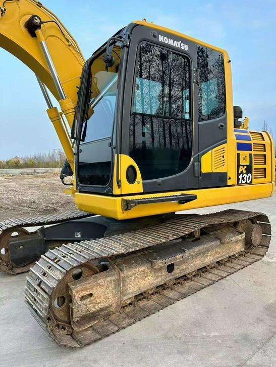 Buy Komatsu PC130-10M0 Used Excavator / 1