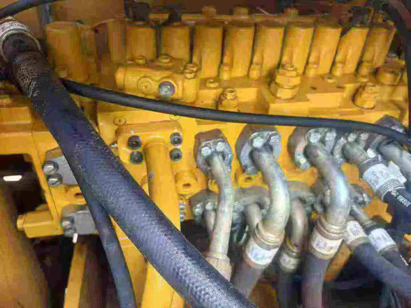 Buy Caterpillar 320A Used Excavator / 2