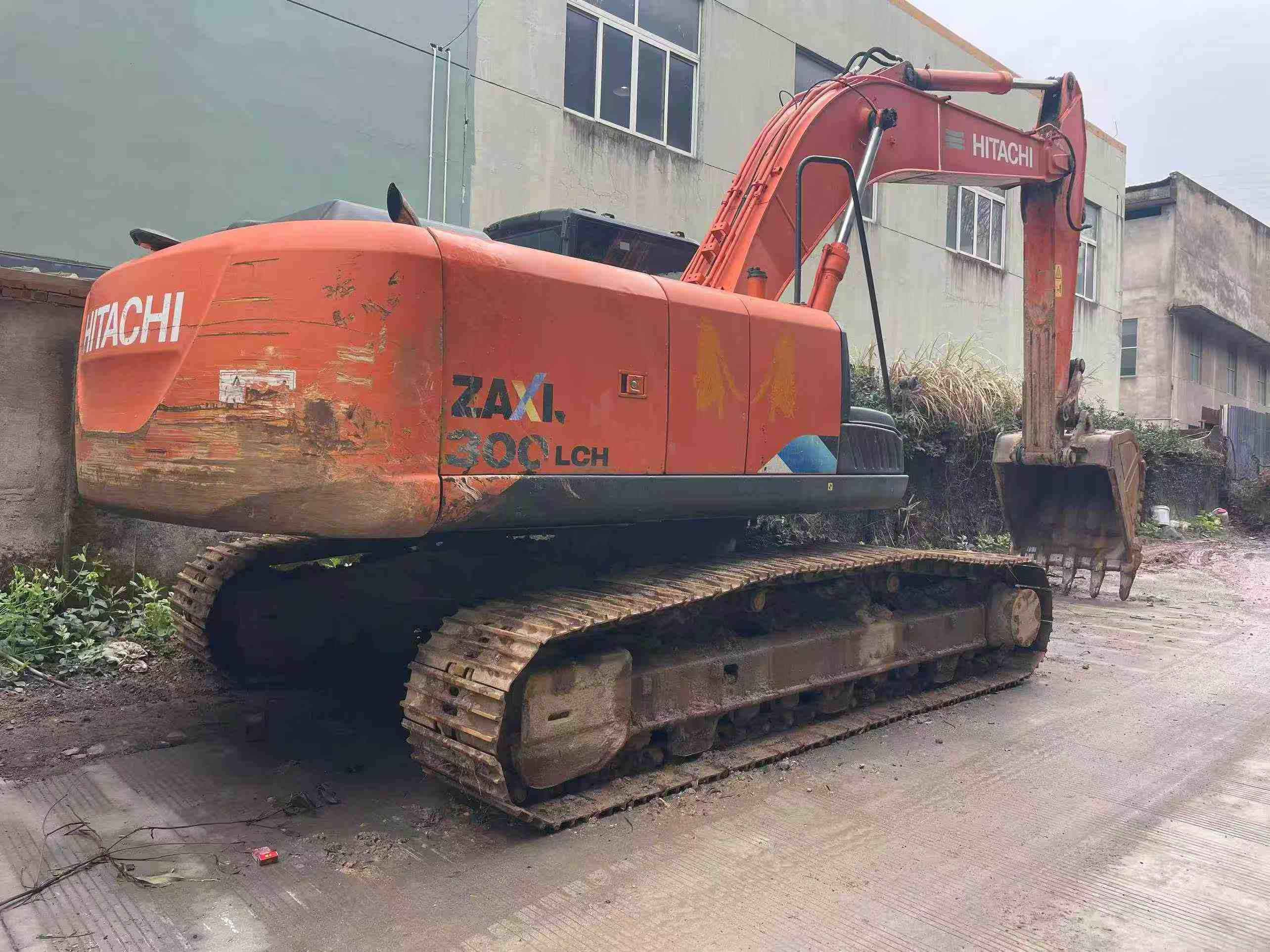Buy Hitachi ZX260-3G Used Excavator / 4