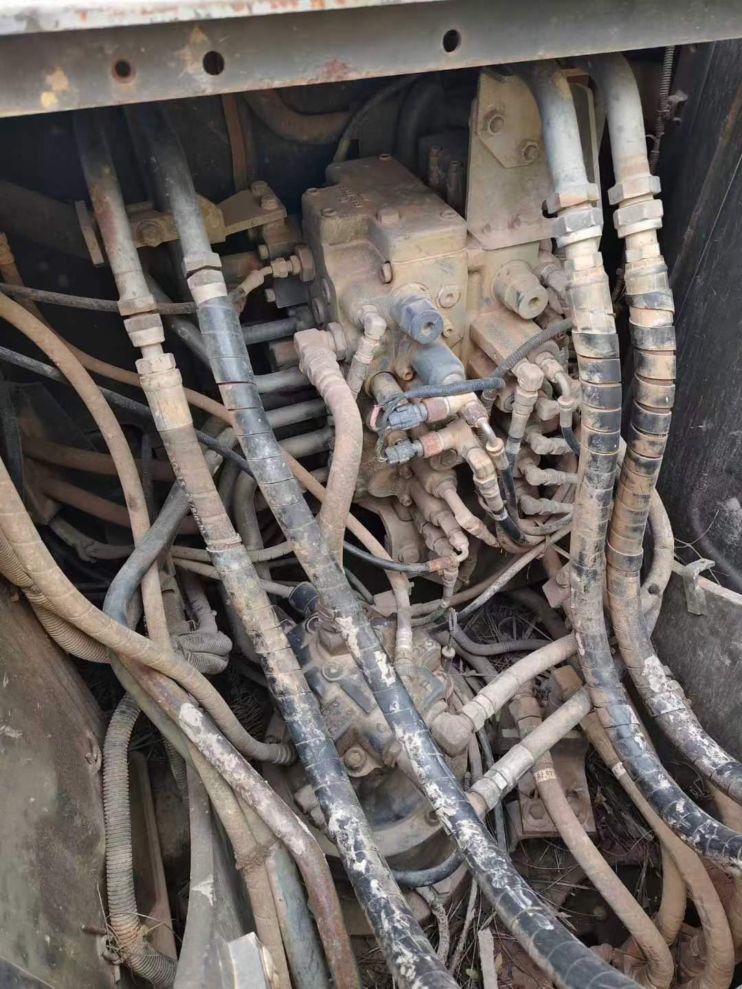 Buy Sumitomo SH130-6 Used Excavator / 8