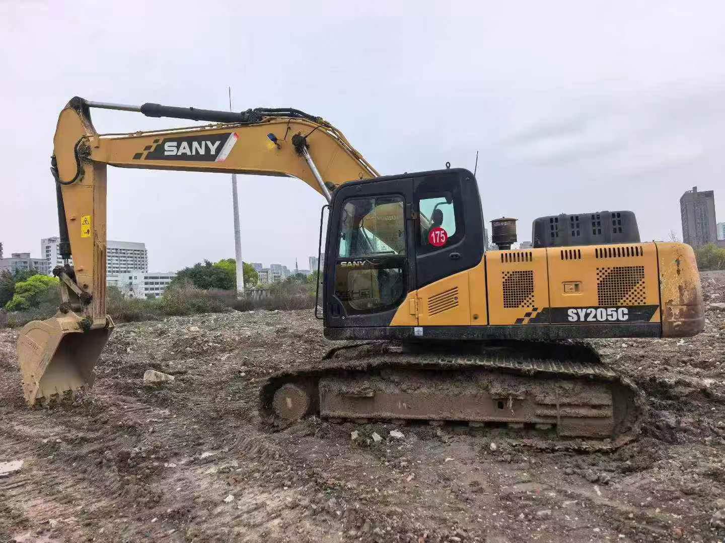 Buy Sany SY205C Used Excavator / 5