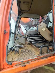 Buy Doosan DH300-7 Used Excavator / 4 Buy Doosan DH300-7 Used Excavator / 4
