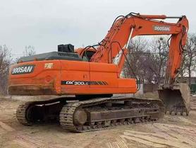 Buy Doosan DX300LC Used Excavator / 3 Buy Doosan DX300LC Used Excavator / 3