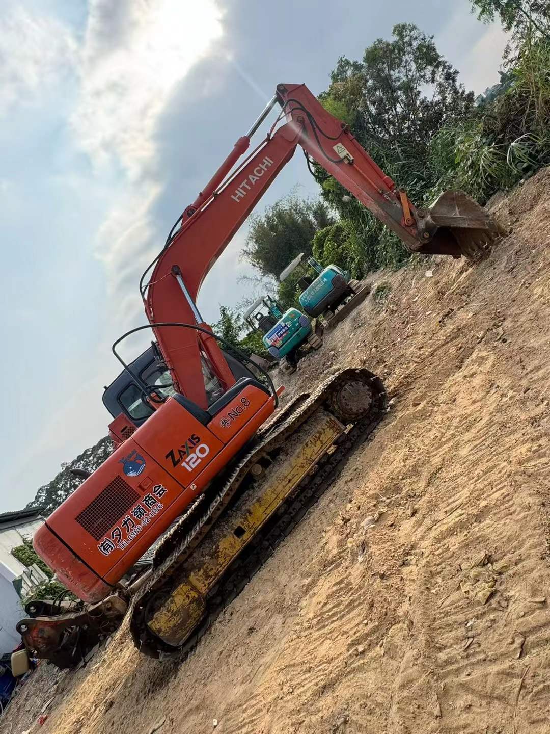 Buy Hitachi EX120-6 Used Excavator / 2