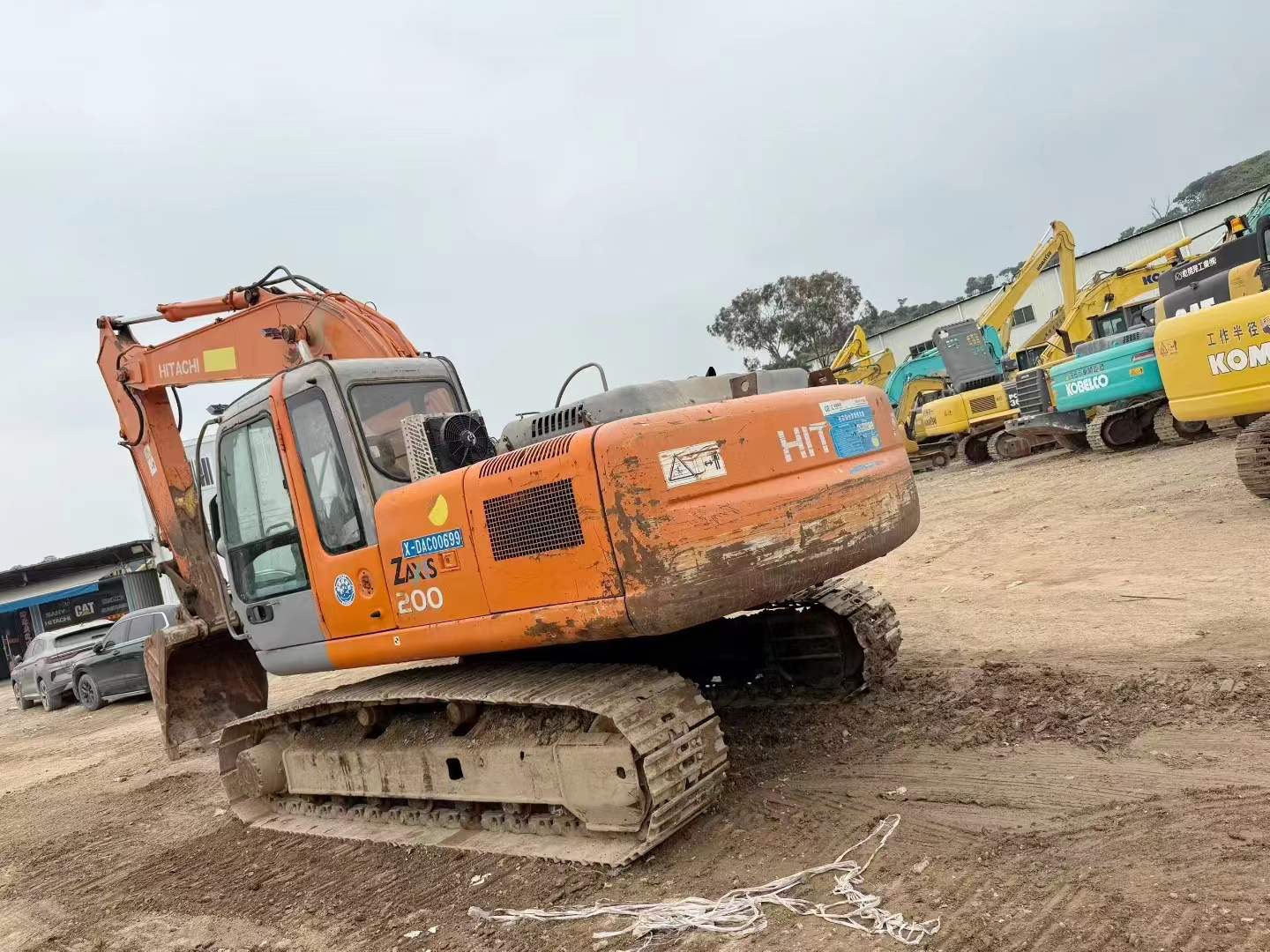 Buy Hitachi ZX200-6 Used Excavator / 2