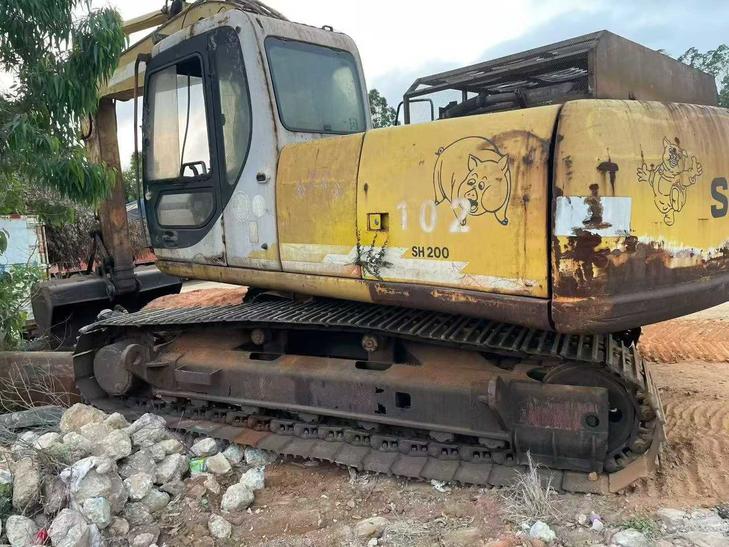 Buy Sumitomo SH200-3 Used Excavator / 1