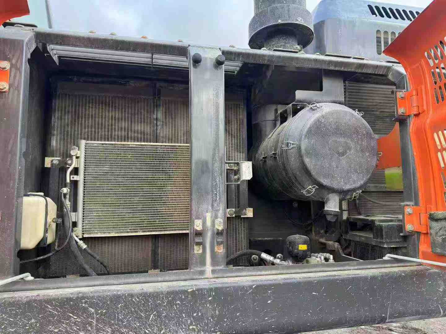 Buy Doosan DH420LC-7 Used Excavator / 9