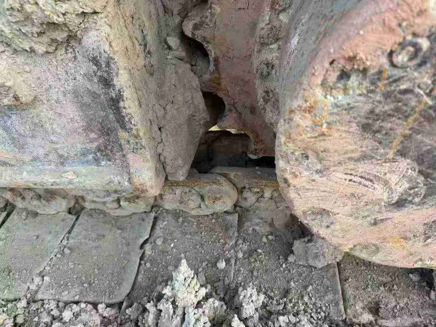 Buy Hitachi EX250-5 Used Excavator / 3