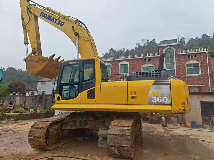 Buy Komatsu PC360-7 Used Excavator / 1