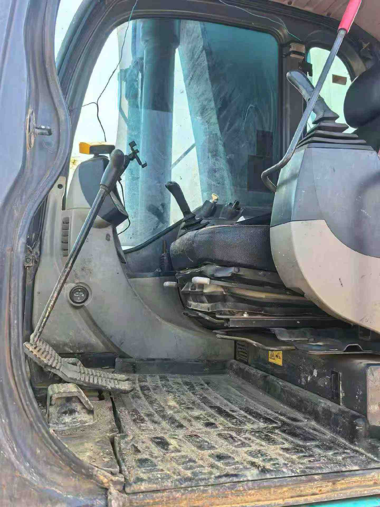 Buy Kobelco SK210 Used Excavator / 9