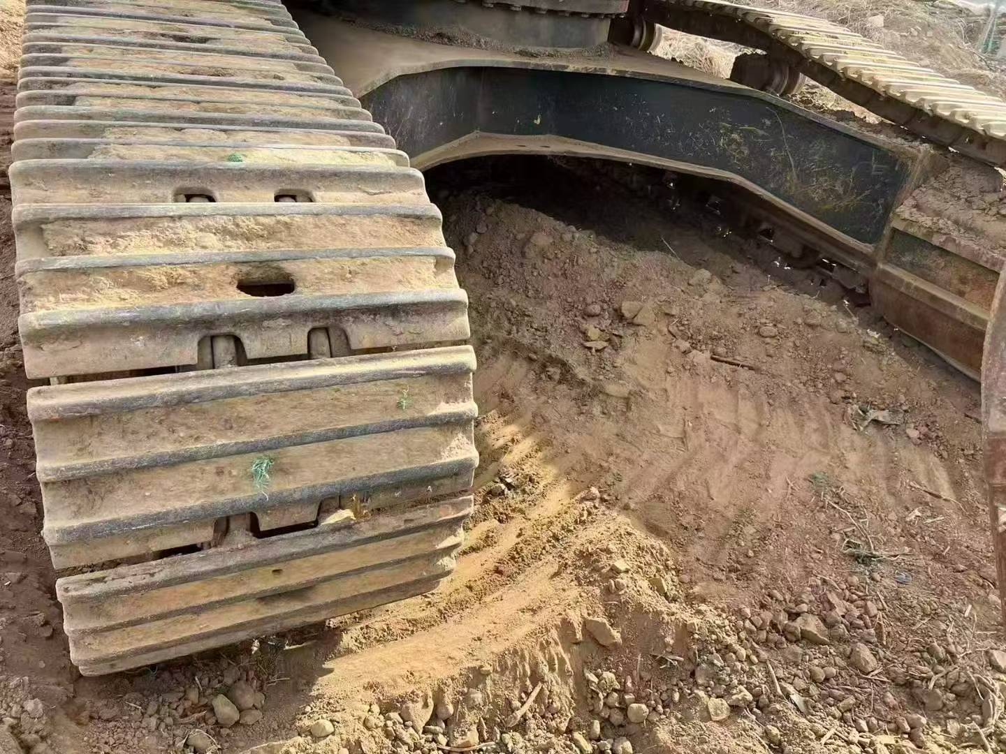 Buy Hyundai R385LVS Used Excavator / 5