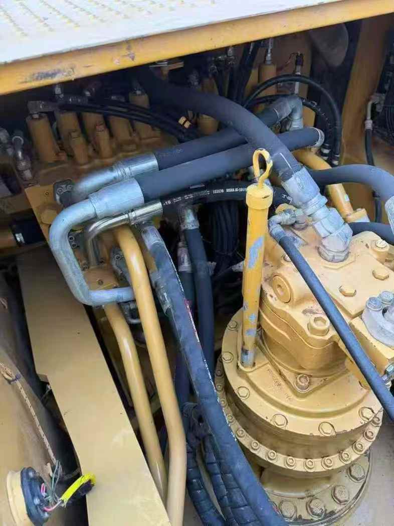 Купить Подержанный Экскаватор Caterpillar 326DL / 7