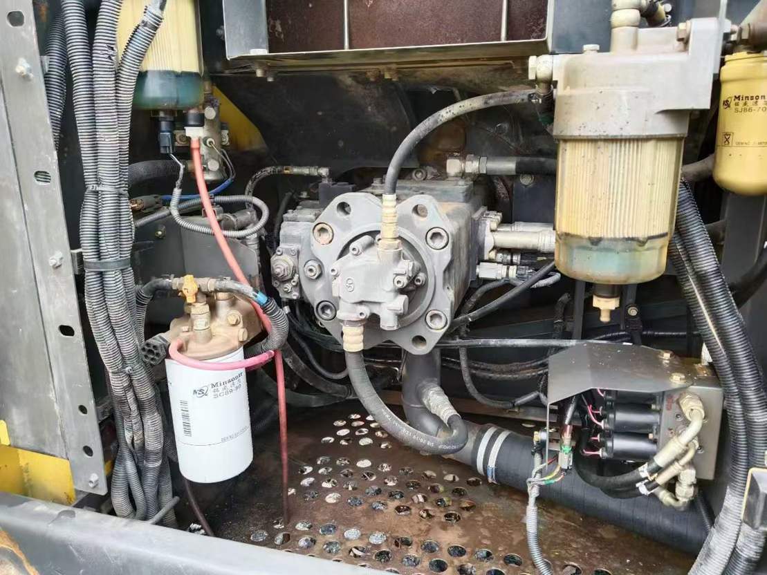 Buy Sumitomo SH260LC-6 Used Excavator / 3