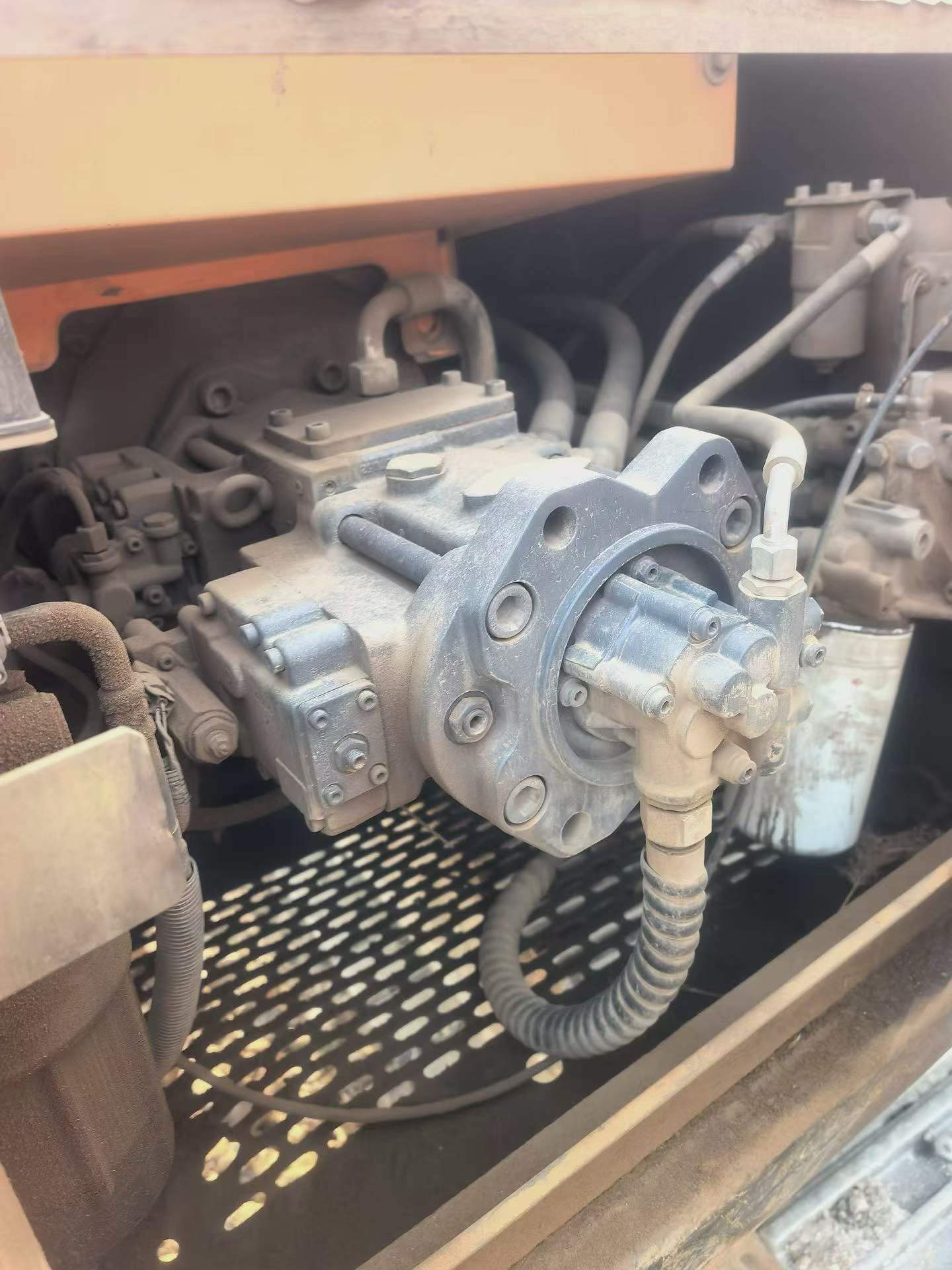 Buy Sany SY215C Used Excavator / 6