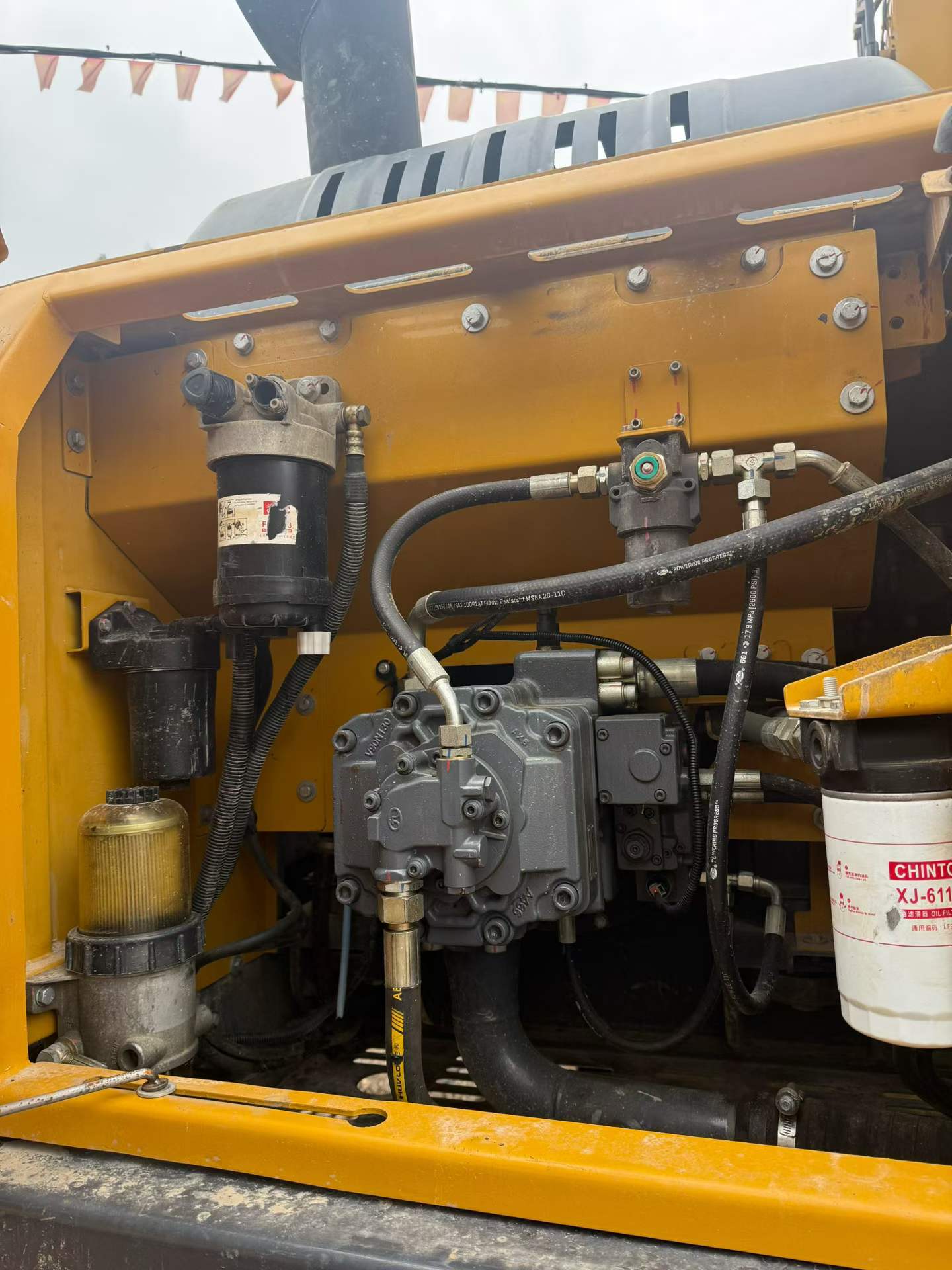 Buy XCMG XE200 Used Excavator / 5