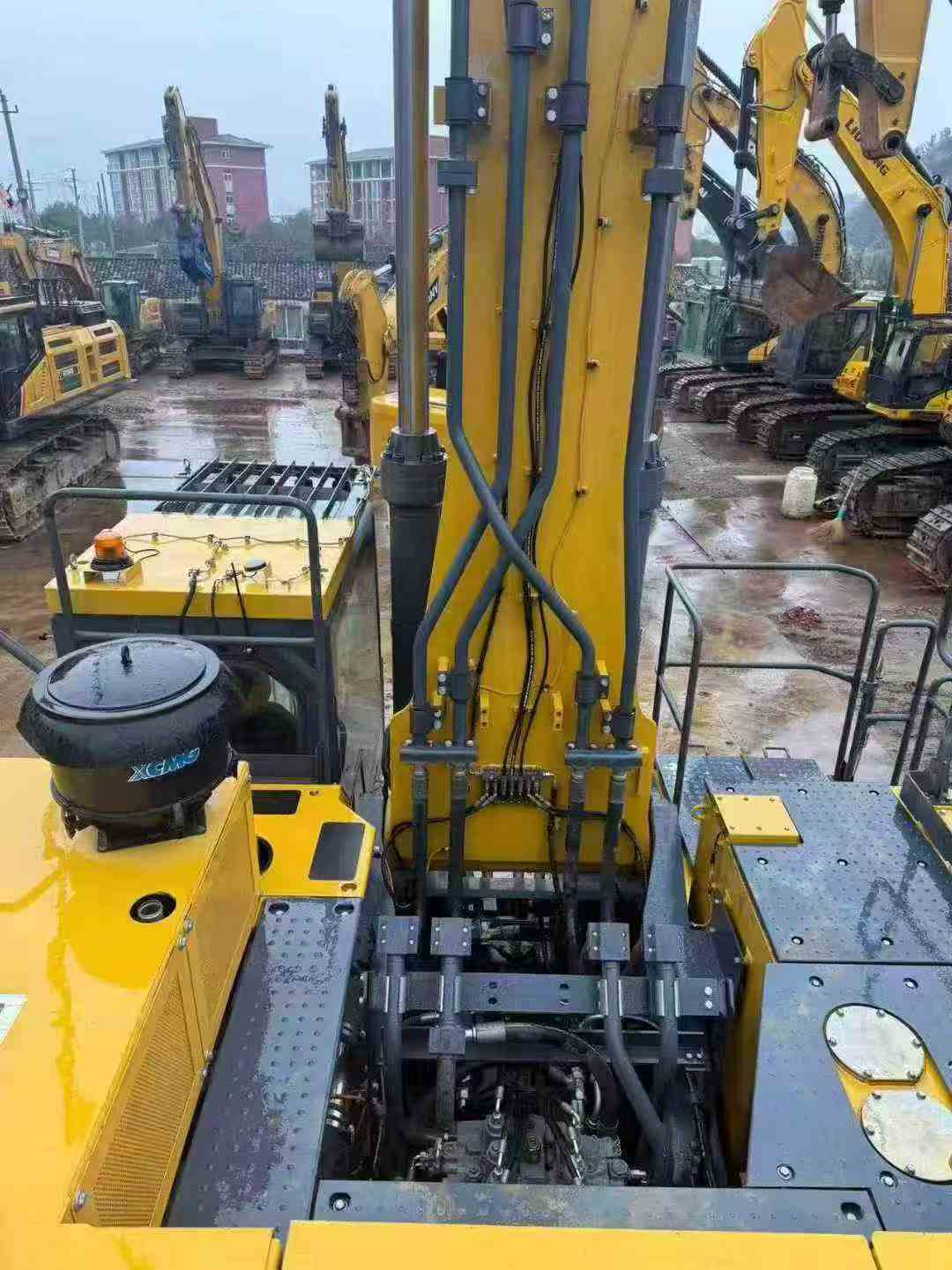 Buy XCMG LW800K Used Excavator / 8