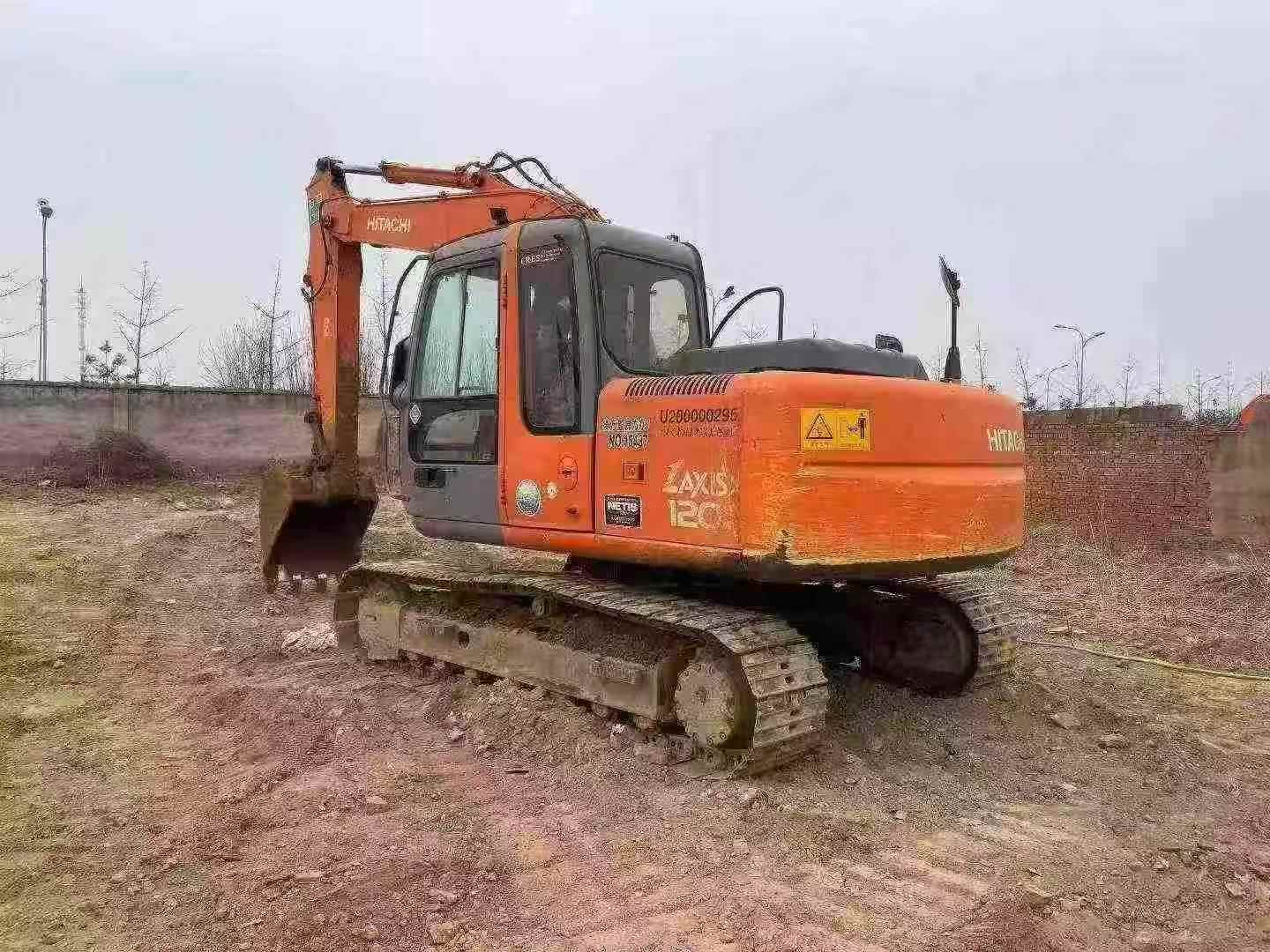 Buy Hitachi EX120 Used Excavator / 4