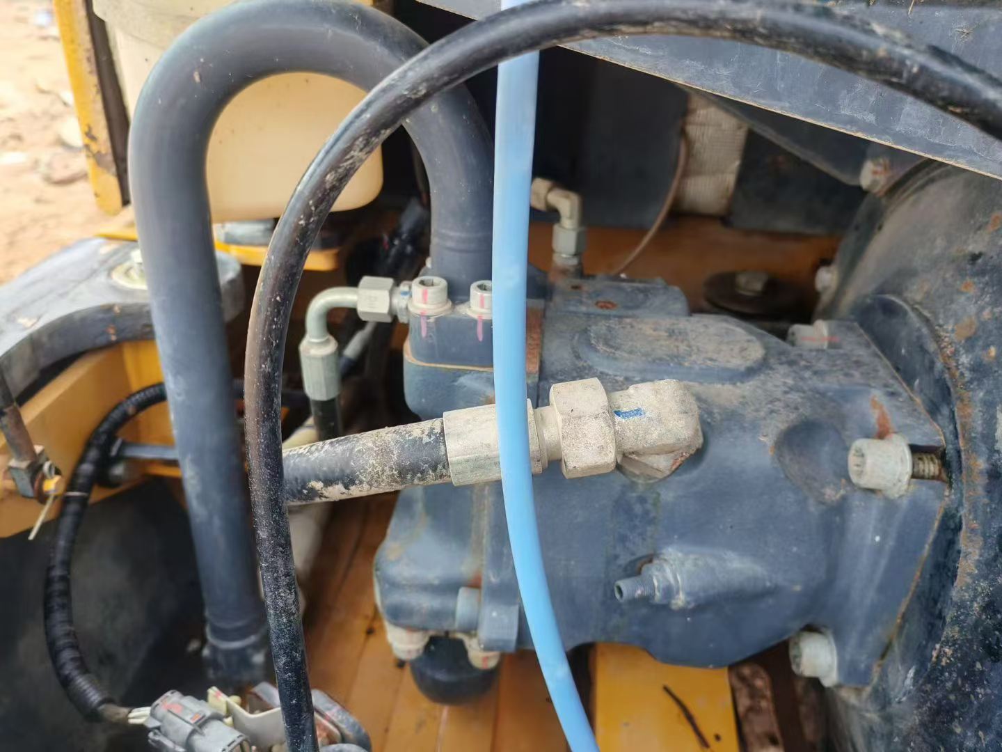 Buy XCMG XE60 Used Excavator / 6