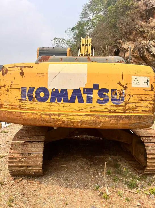 Buy Komatsu PC240-6 Used Excavator / 1