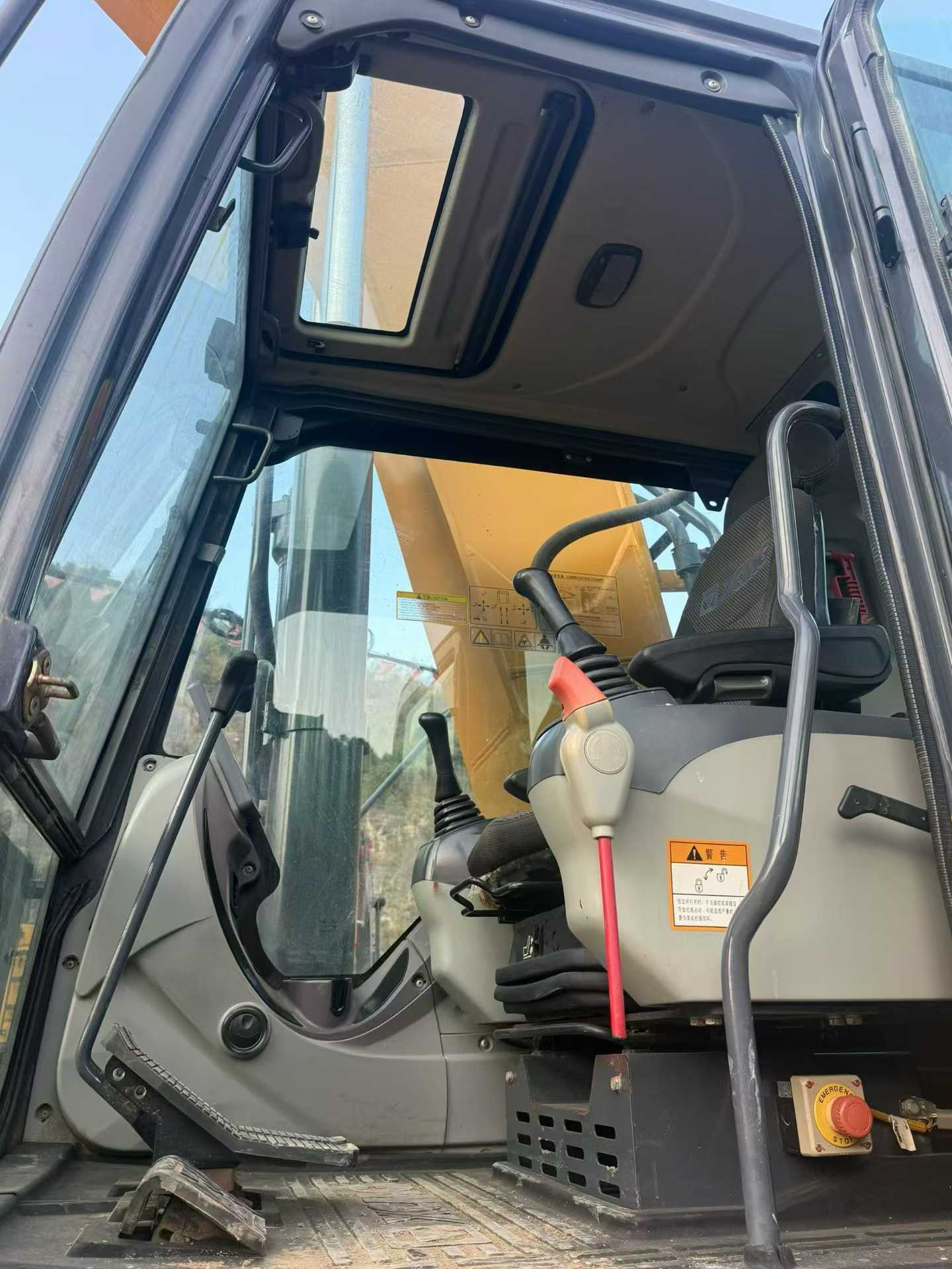 Buy XCMG XE490D Used Excavator / 9