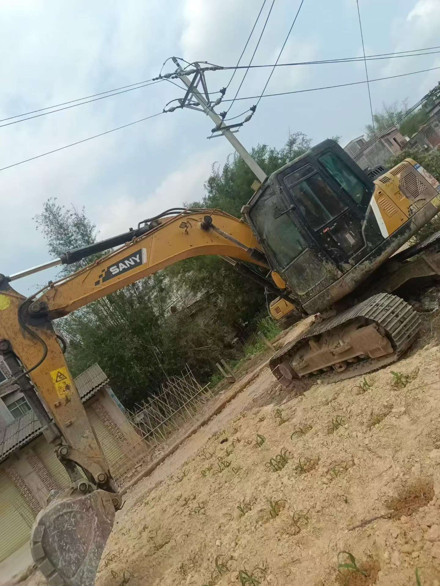 Buy Sany SY115C Used Excavator / 2