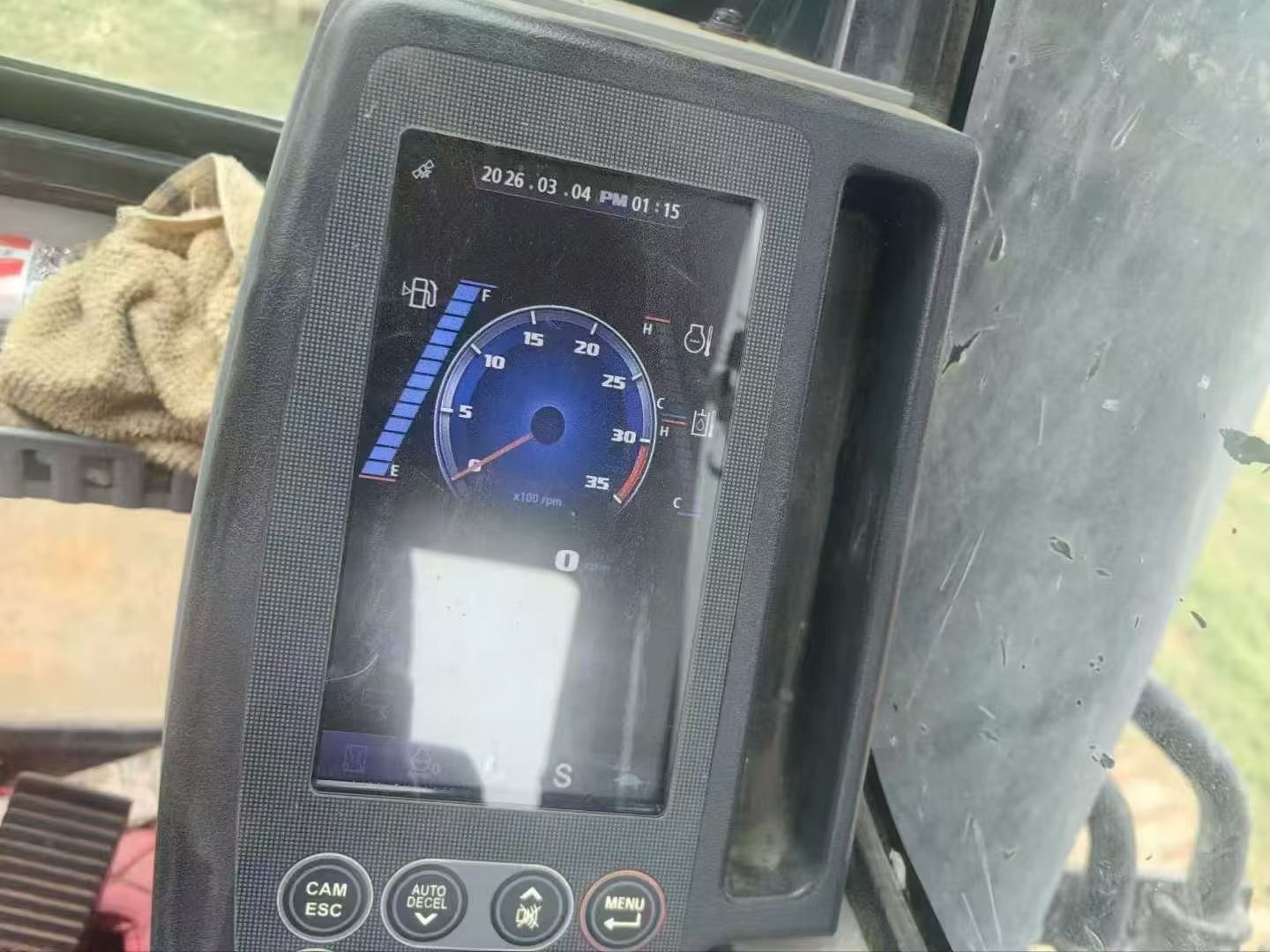 Buy Hyundai R215-7 Used Excavator / 6