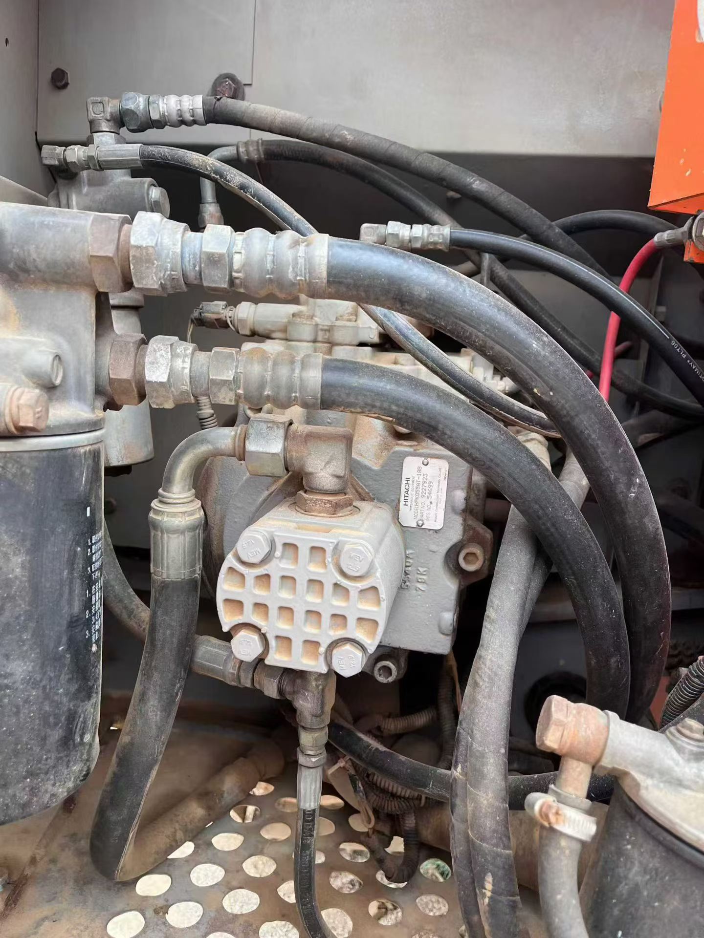 Buy Hitachi EX120-6 Used Excavator / 8