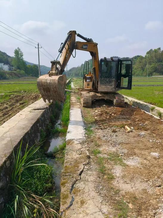 Buy Sany SY75 Used Excavator / 1