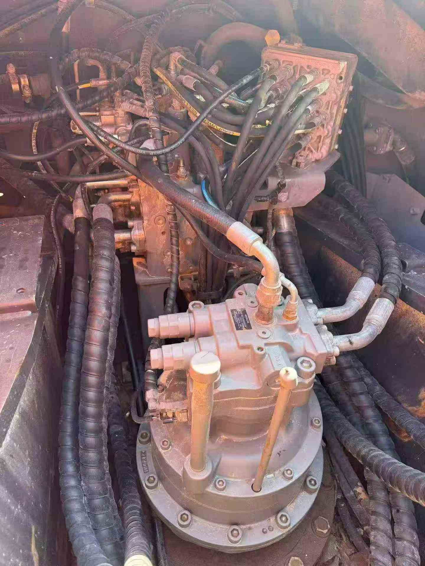 Buy Hitachi ZX240 Used Excavator / 7