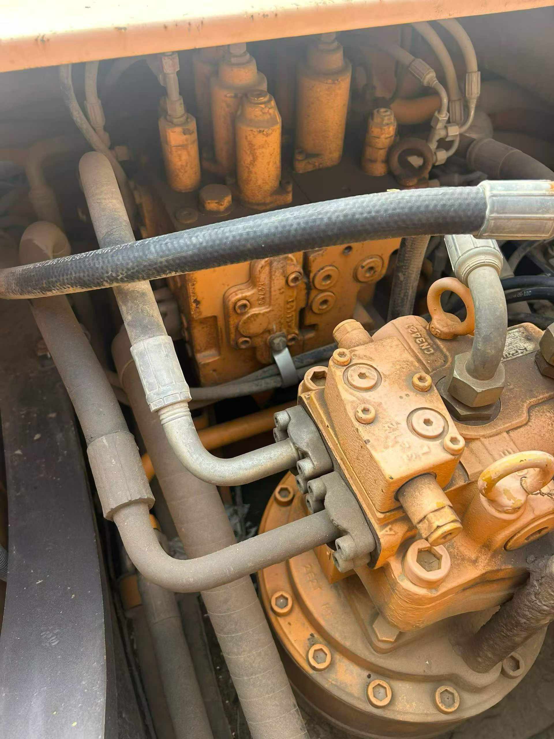 Buy Sany SY225C Used Excavator / 4