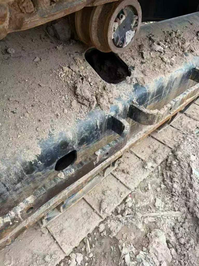 Buy Caterpillar 330B Used Excavator / 8