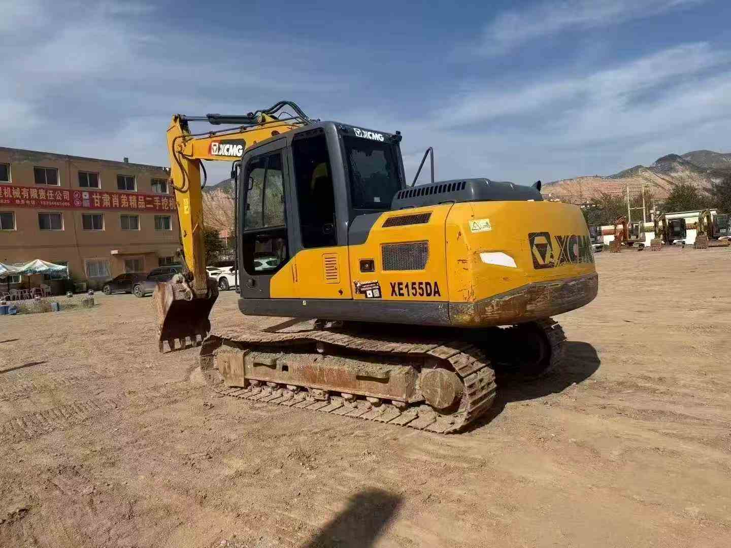 Buy XCMG XE135B Used Excavator / 4