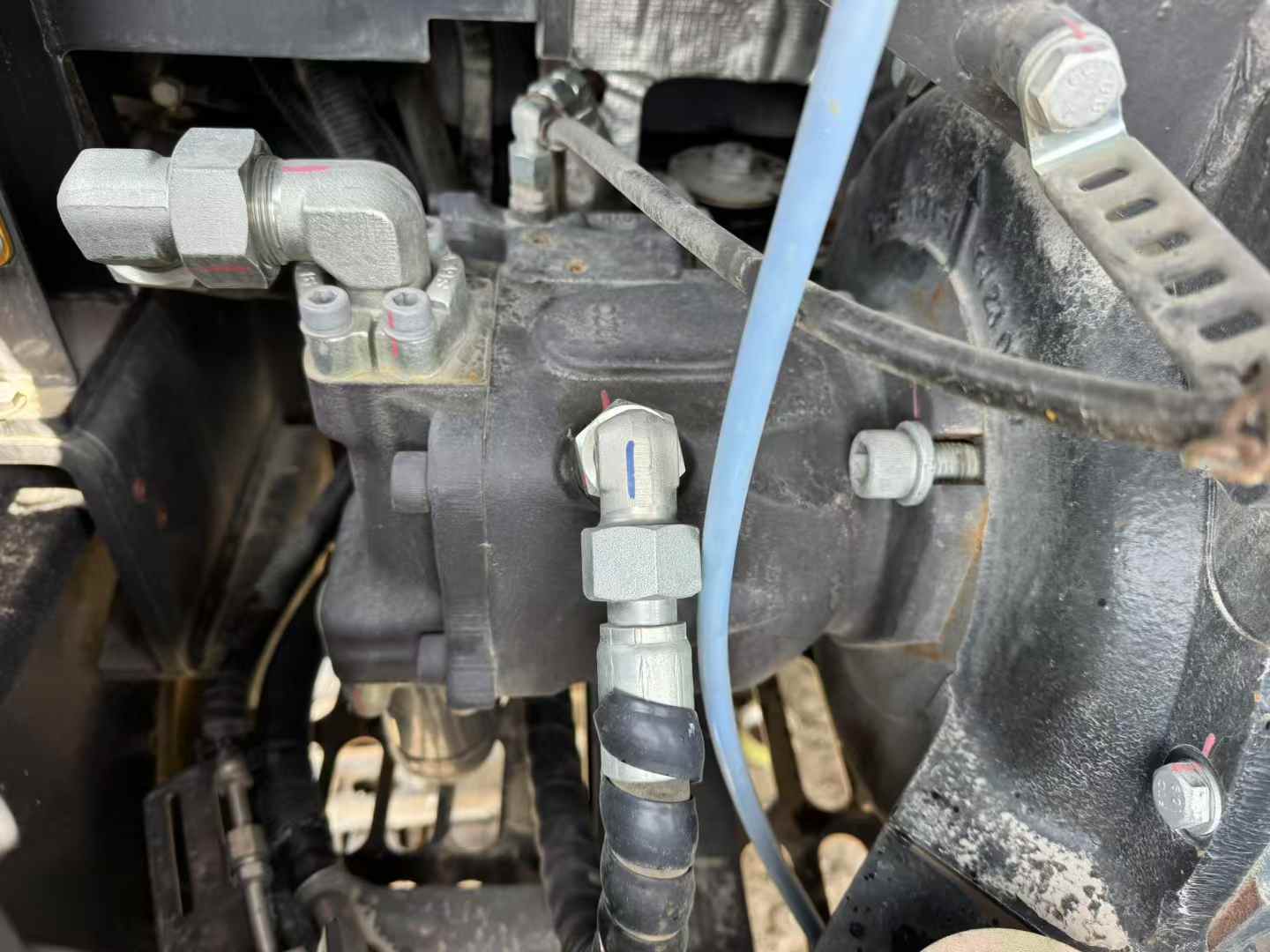 Buy XCMG XE55D Used Excavator / 8