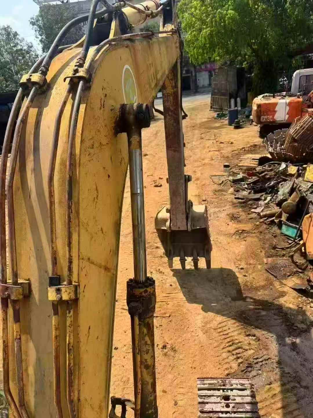 Buy Komatsu PC120-5 Used Excavator / 3