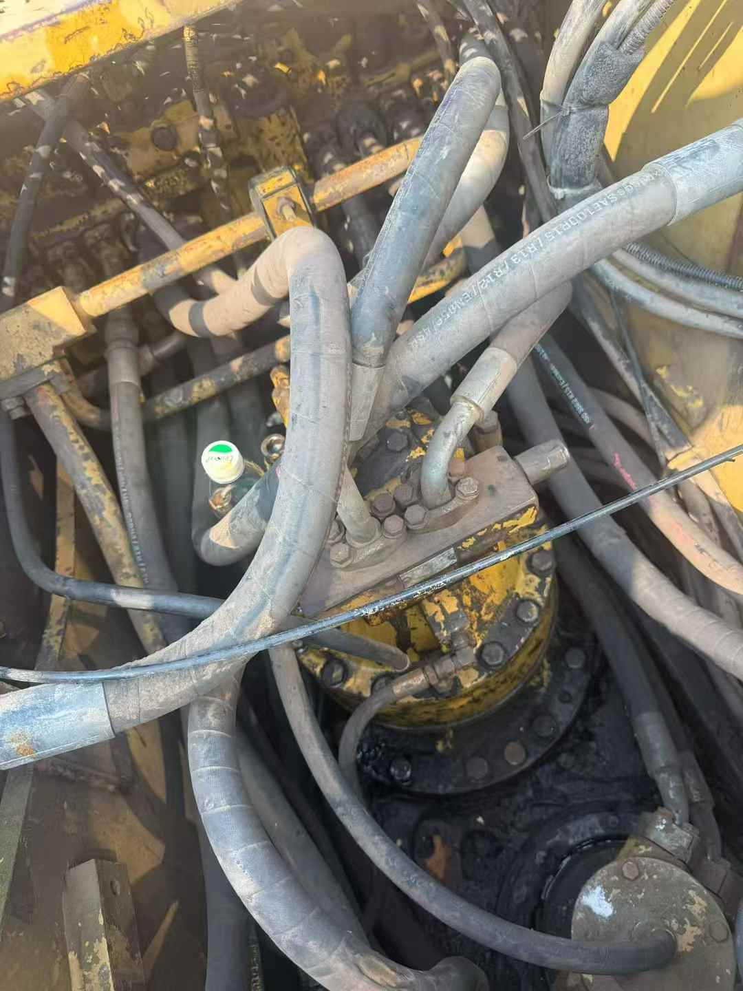 Buy Caterpillar 320V2 Used Excavator / 5