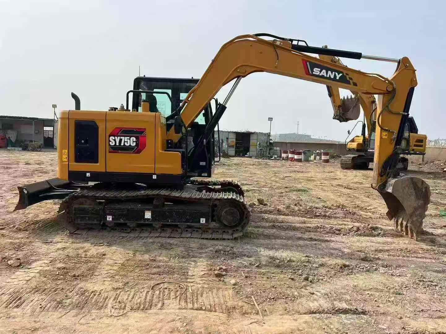 Buy Sany SY75 Used Excavator / 9