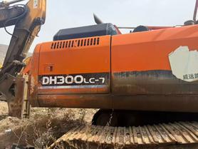 Buy Doosan S300 Used Excavator / 4 Buy Doosan S300 Used Excavator / 4