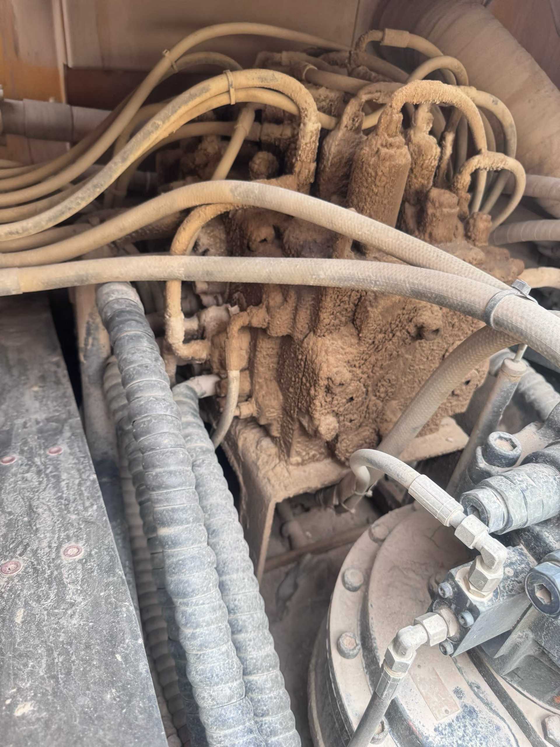 Buy XCMG XE370 Used Excavator / 6