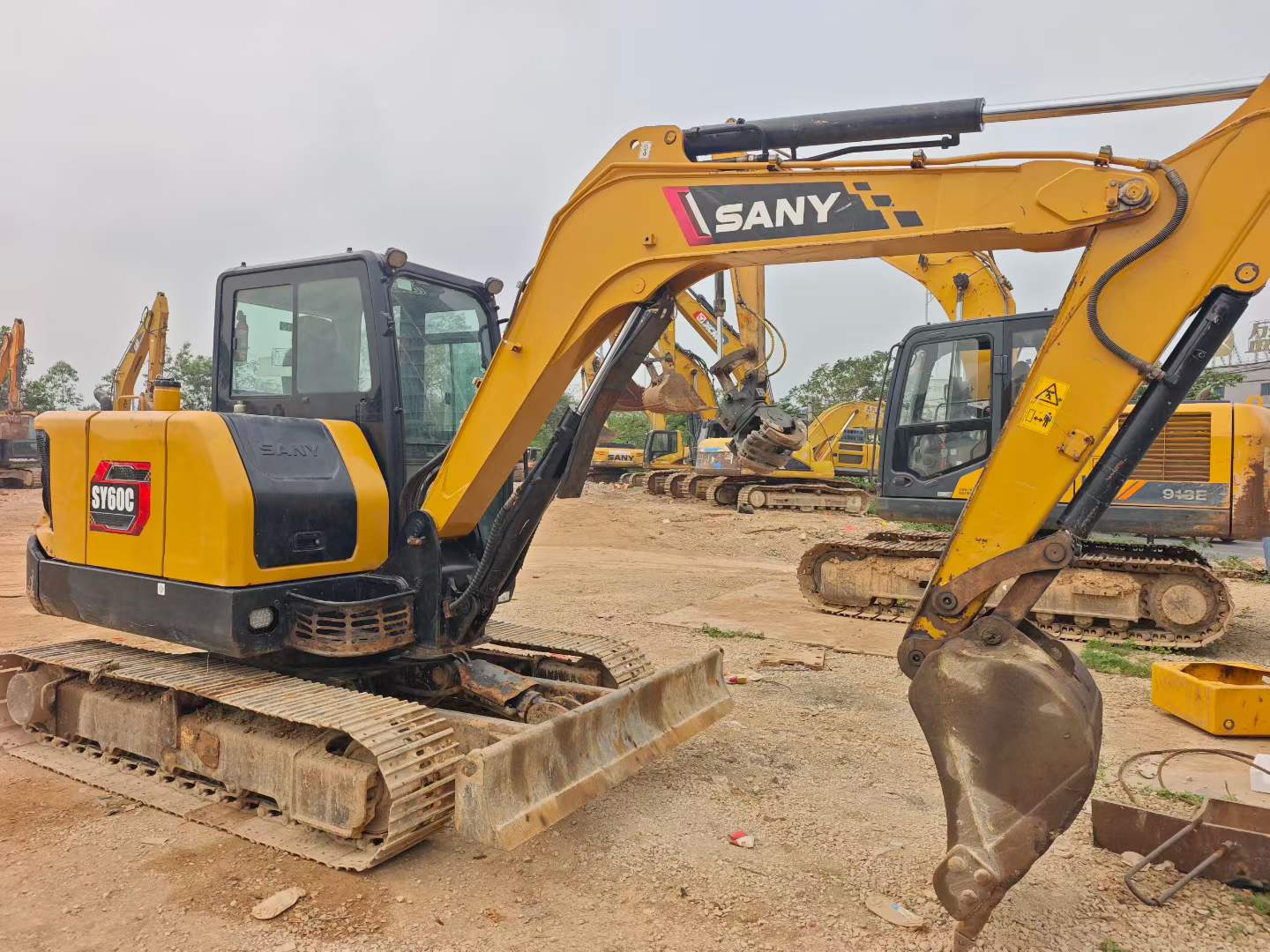 Buy Sany SY60 Used Excavator / 4